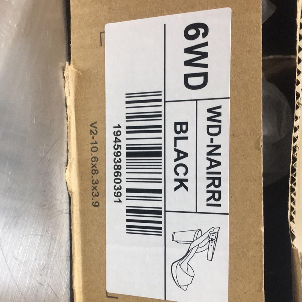 New WB Woman’s Journee Collection Black Heeled Sandals - Picture 7 of 8